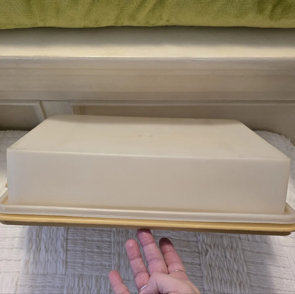 Vintage Tupperware Rectangle Cake Keeper Carrier Harvest Gold 622-7 623-7 15